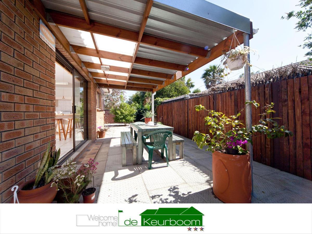 De Keurboom Guesthouse Kuils River Bagian luar foto