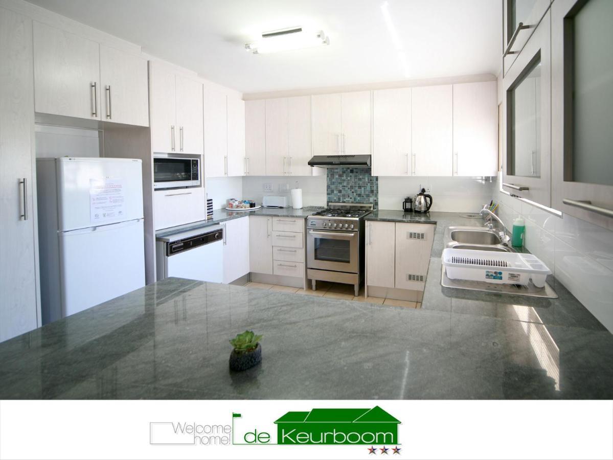 De Keurboom Guesthouse Kuils River Bagian luar foto