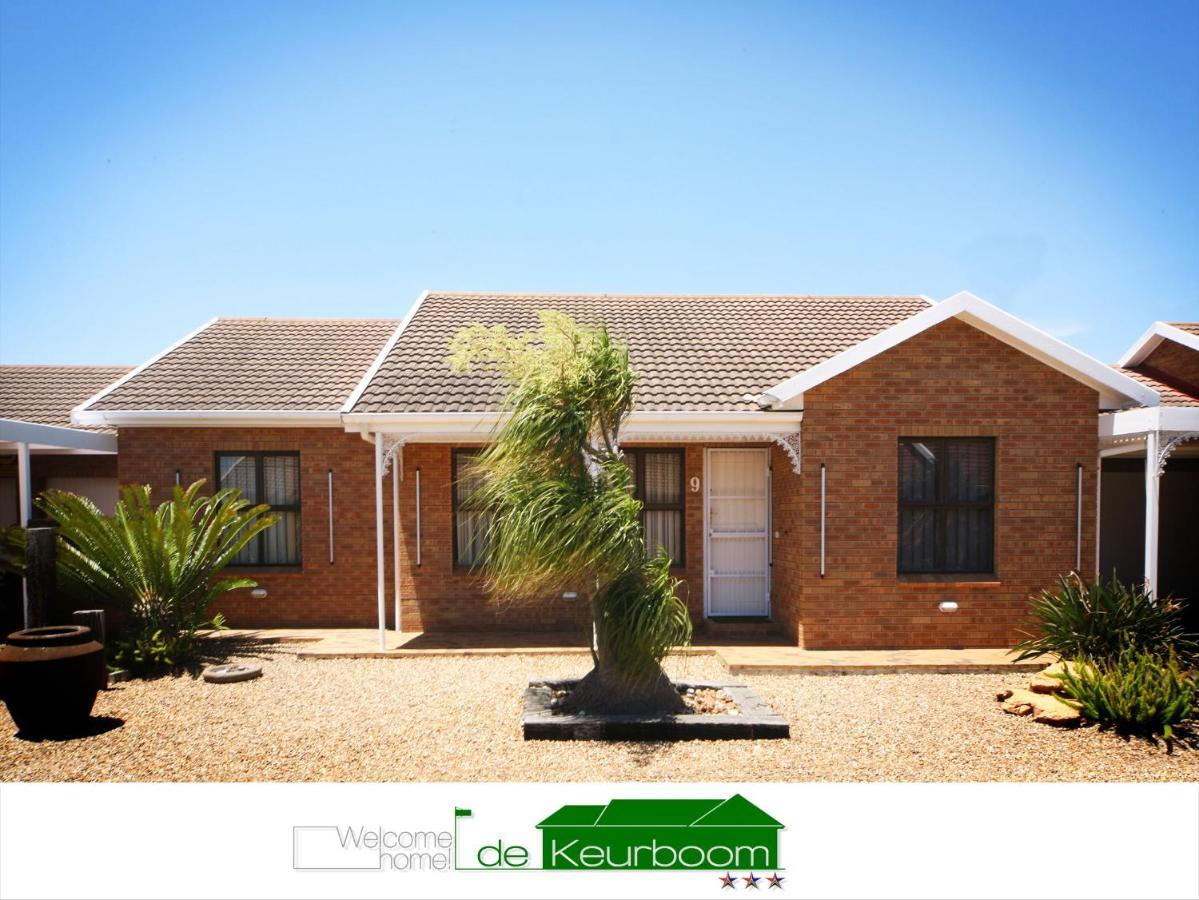 De Keurboom Guesthouse Kuils River Bagian luar foto